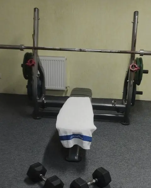 Bancă olimpică pentru împins